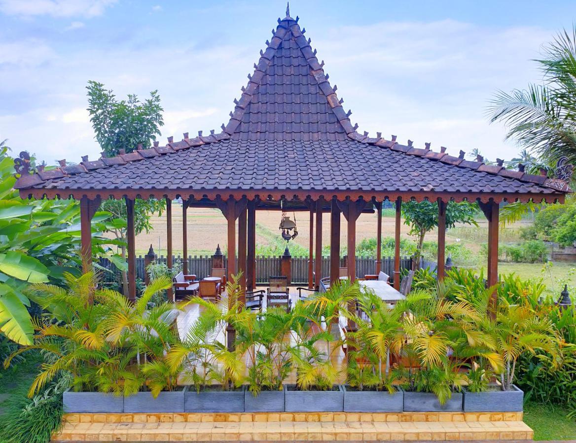The Amrta Borobudur Muntilan Ngoại thất bức ảnh